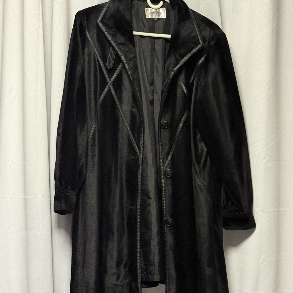 Elegant Black Women's Coat